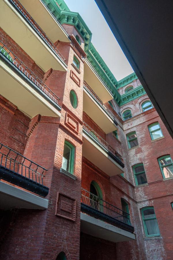 Mint House At The Divine Lorraine Hotel - Filadelfia Exterior foto
